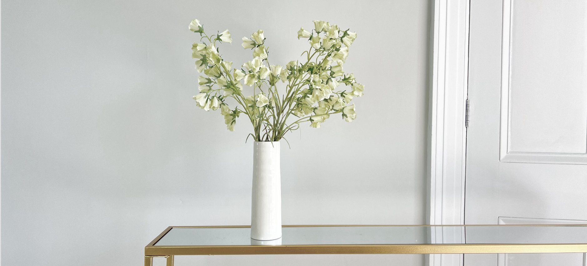 Small artificial flowers, realistic silk flowers white faux sweet pea bunch perfect gifts for your home 