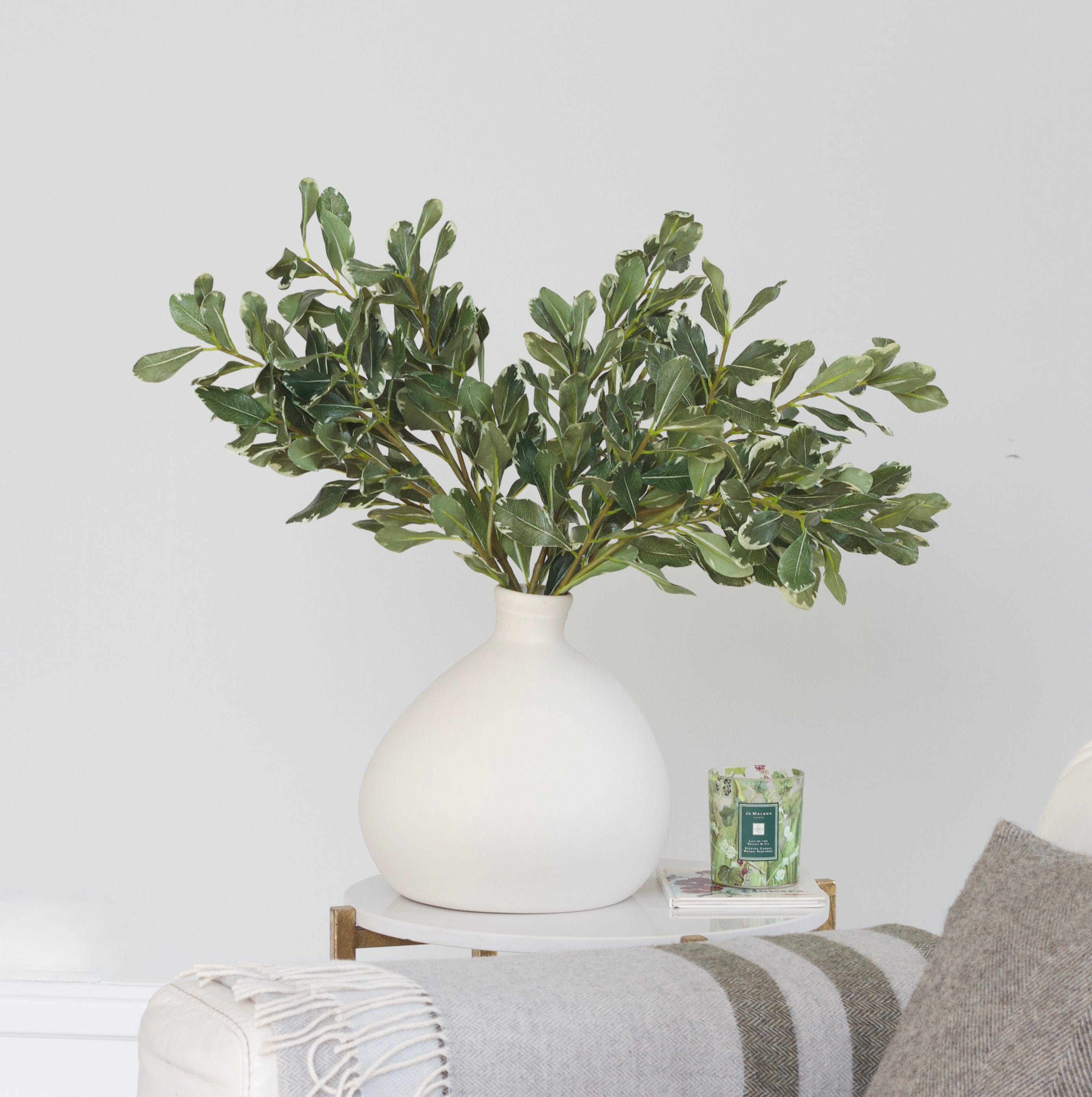 Artificial flowers luxury lifelike faux Artificial Green Pittosporum Leaves realistic silk  single stems buy online from The Faux Flower Company ABY1207GR-6