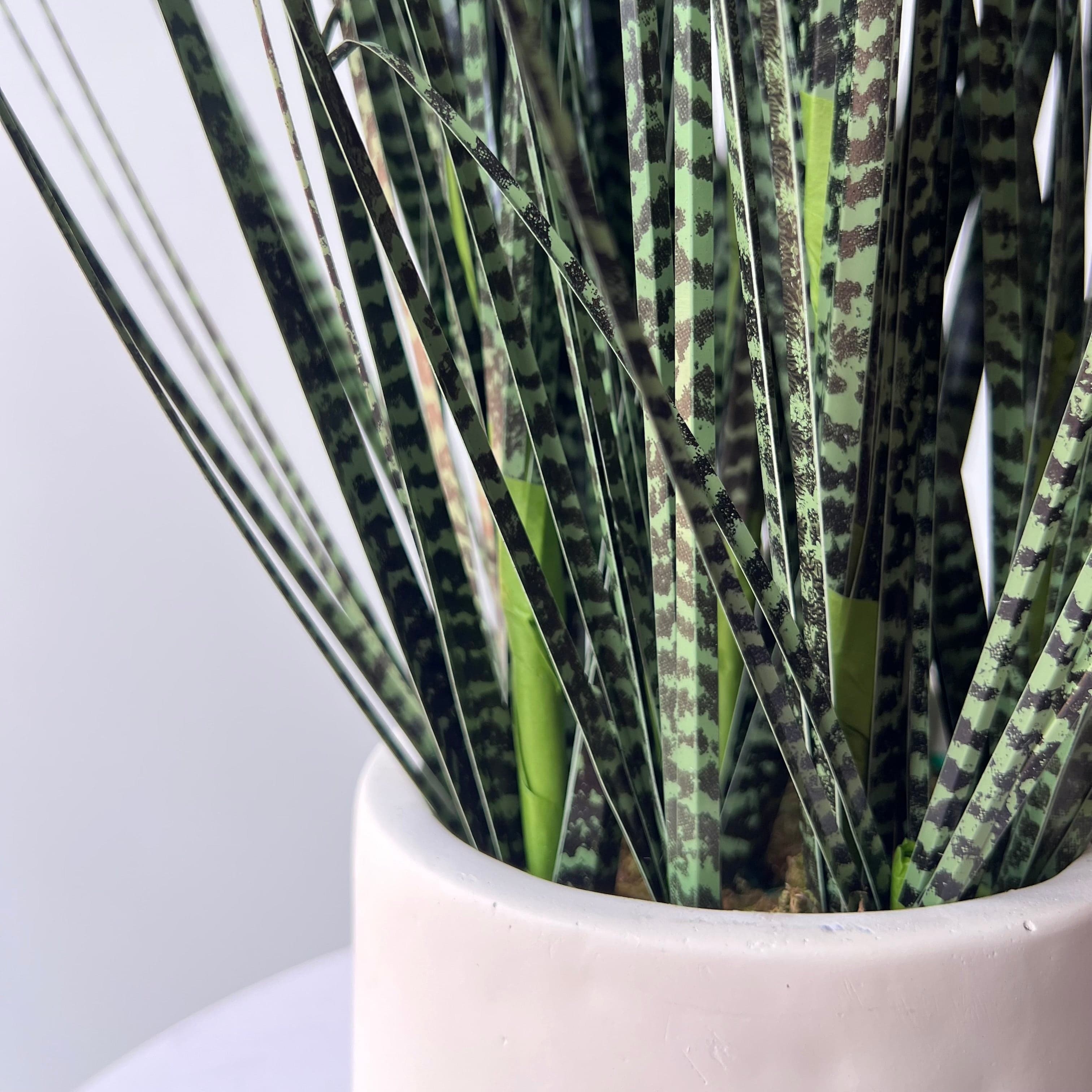 Artificial flowers luxury lifelike faux Artificial Mottled Onion Grass in Stone-look Planter realistic silk Plants buy online from The Faux Flower Company AHCH-1523