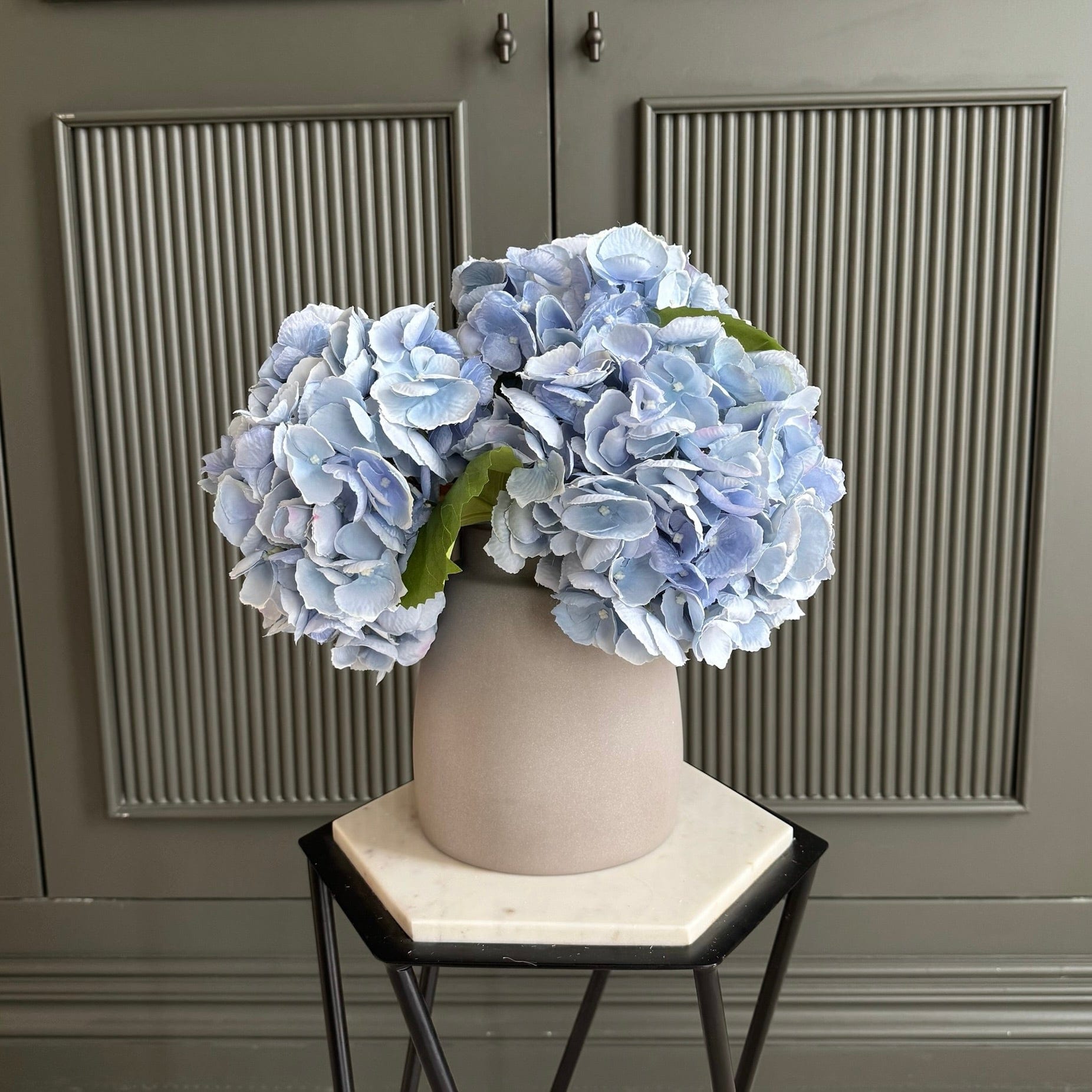 Artificial flowers luxury lifelike faux Artificial Pale Blue Hydrangea realistic silk single stems buy online from The Faux Flower Company ABX5001LBL