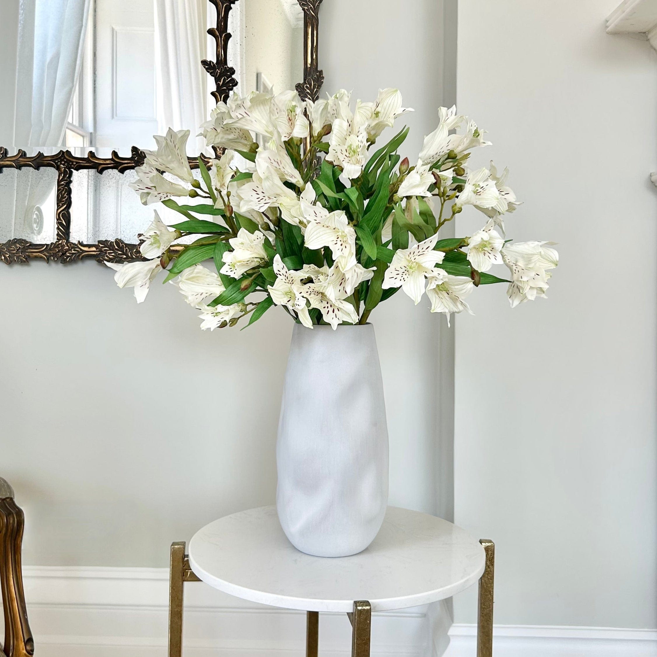 Artificial flowers luxury lifelike faux Artificial Small White Lily realistic silk single stems buy online from The Faux Flower Company