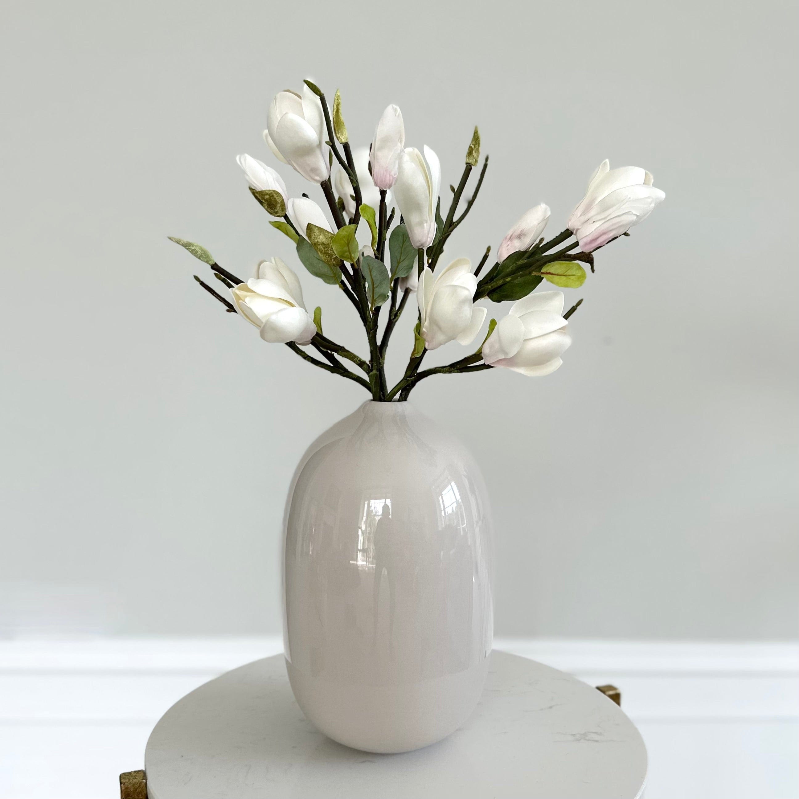 Artificial flowers luxury lifelike faux Artificial White Short Magnolia realistic silk single stems buy online from The Faux Flower Company