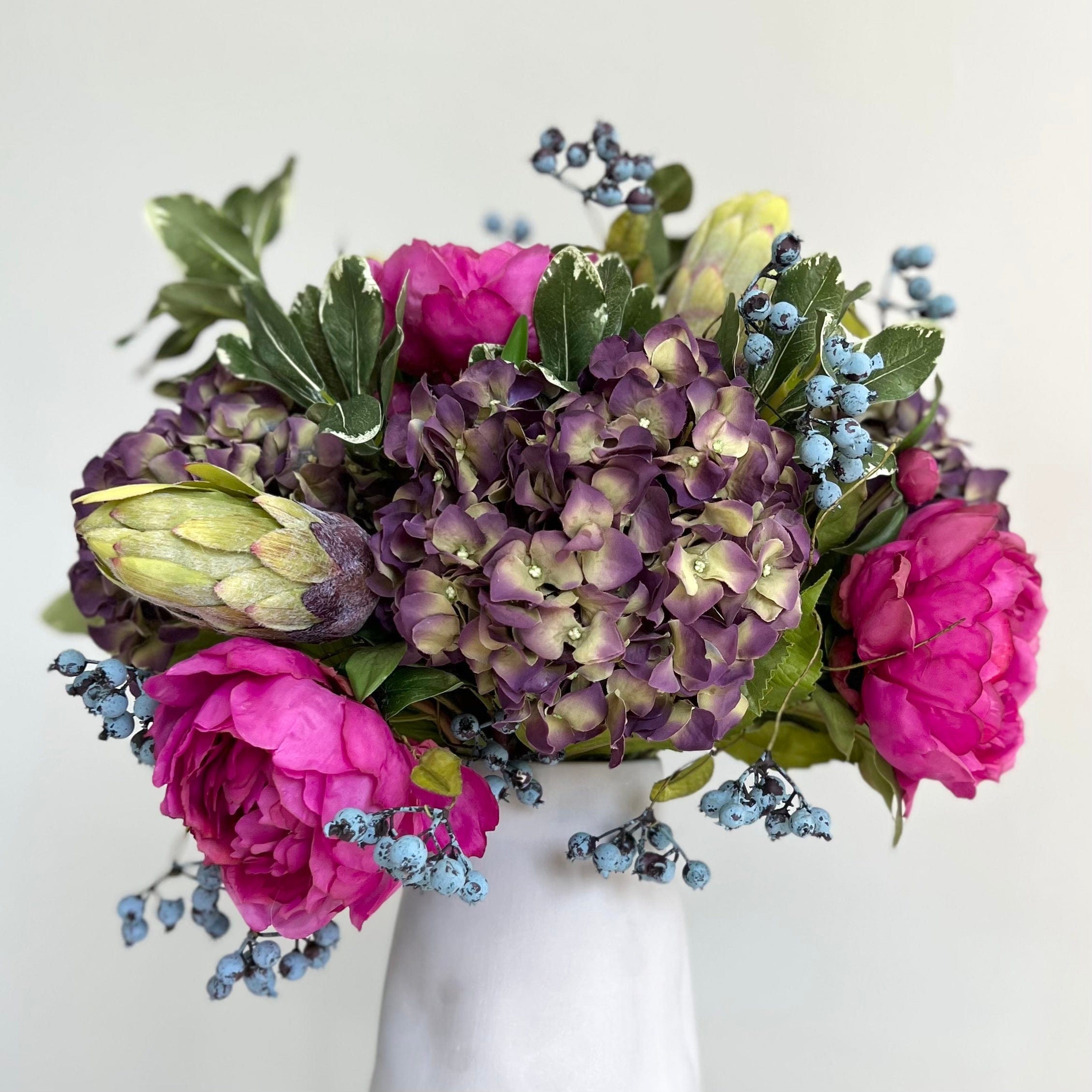 Artificial flowers luxury lifelike faux Bright Peony & Hydrangea Bouquet With Naunton Vase Set realistic silk Bundle buy online from The Faux Flower Company Bright Protea deluxe FU AR + ABP525B