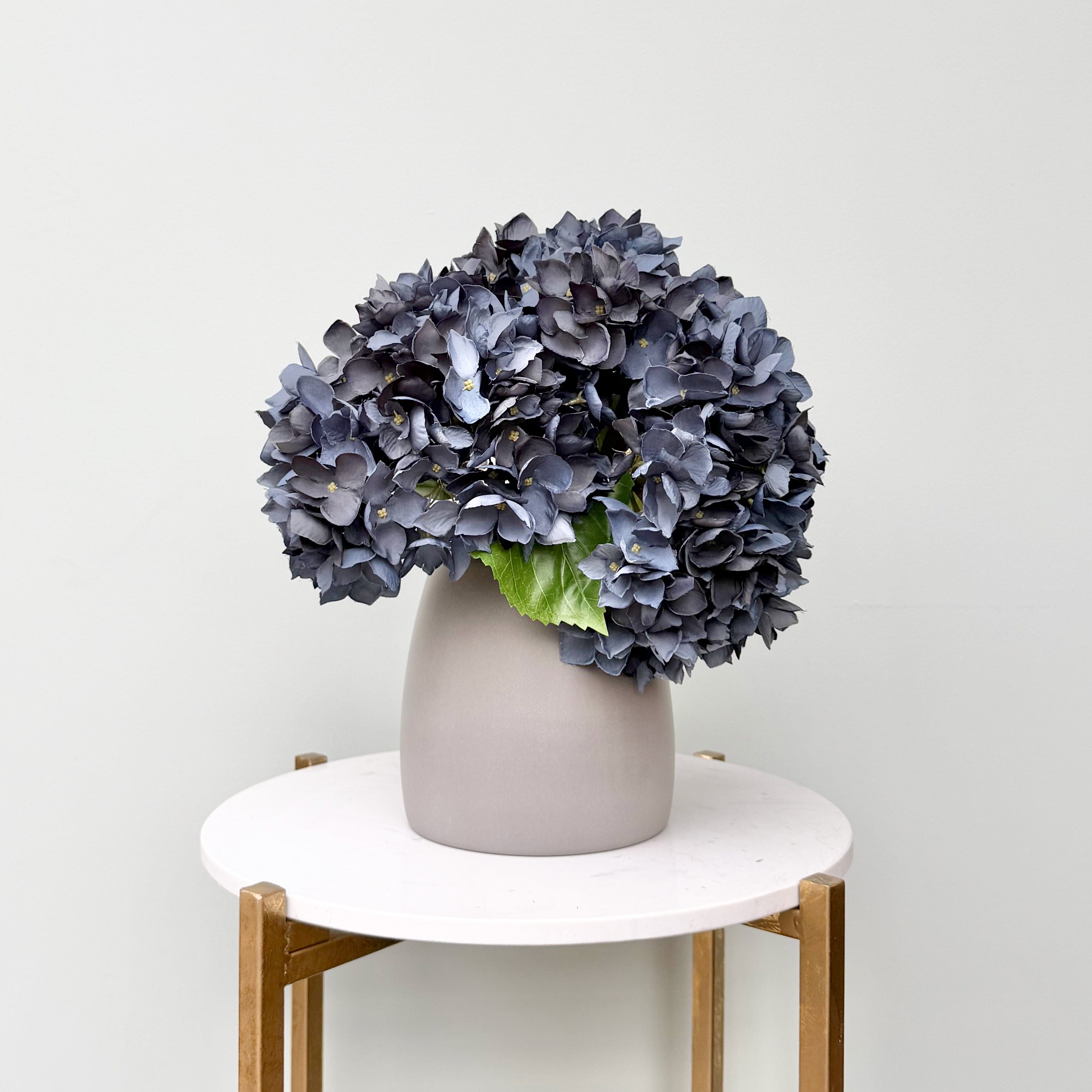 Artificial flowers luxury lifelike faux Navy Blue Artificial Hydrangea & Kemble Vase Set realistic silk Bundle buy online from The Faux Flower Company ABX5005DBL-3 + ABP1766