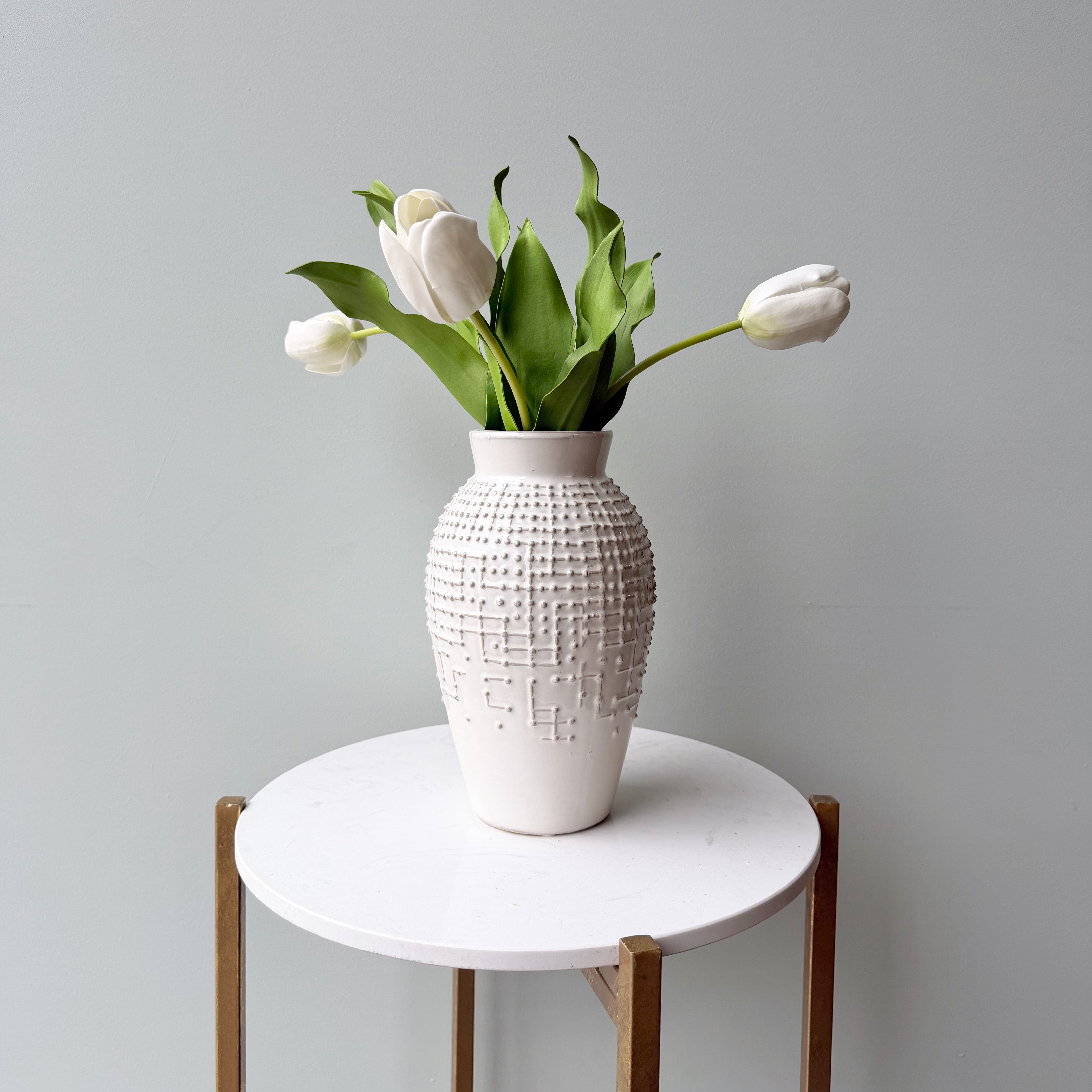 Artificial flowers luxury lifelike faux Small Warm White Dot Vase realistic silk buy online from The Faux Flower Company AHCH-0310