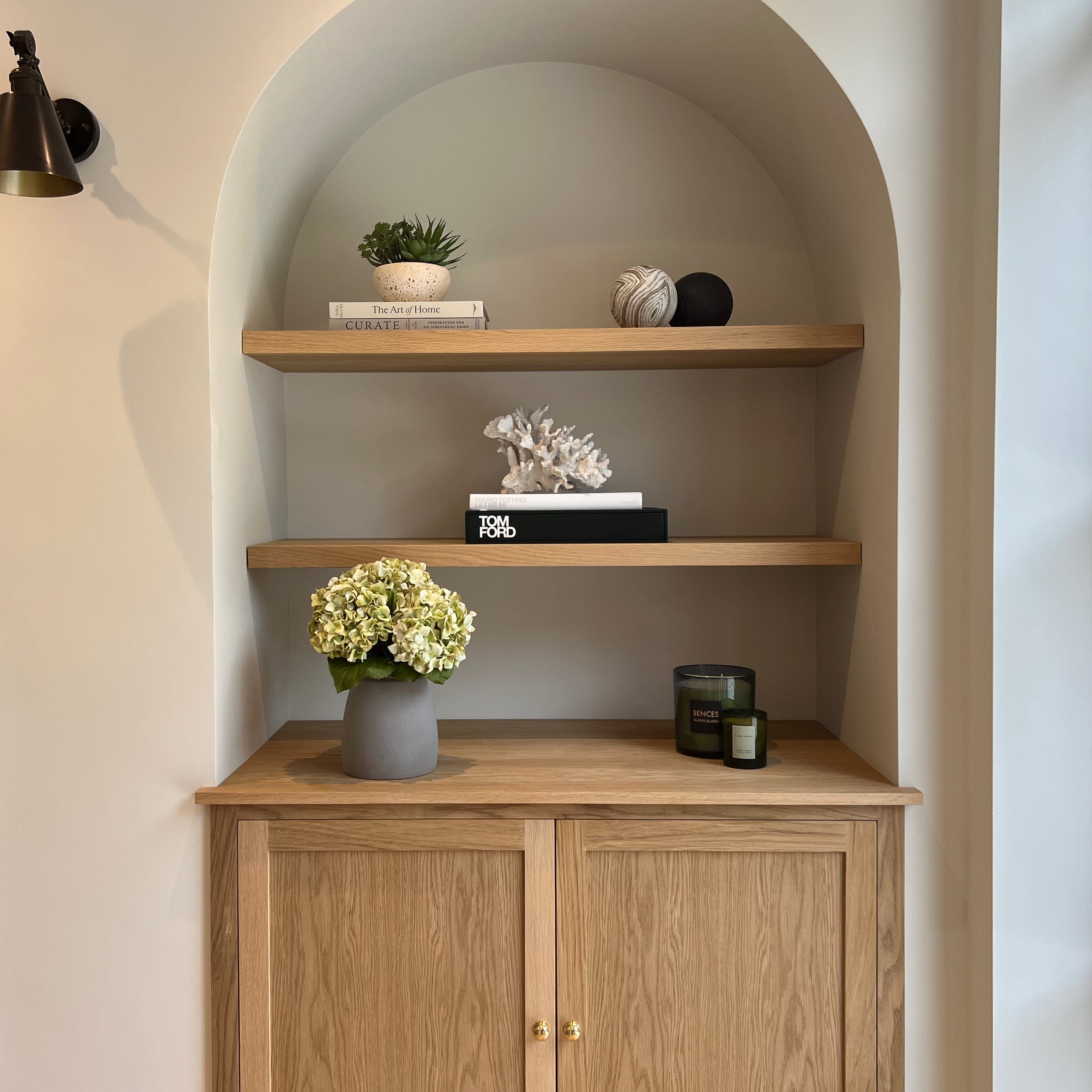 Artificial flowers luxury lifelike faux Green Dried Artificial Hydrangea & Kemble Vase Set realistic silk  Bundle buy online from The Faux Flower Company ABY5070GR-3 + ABP1766