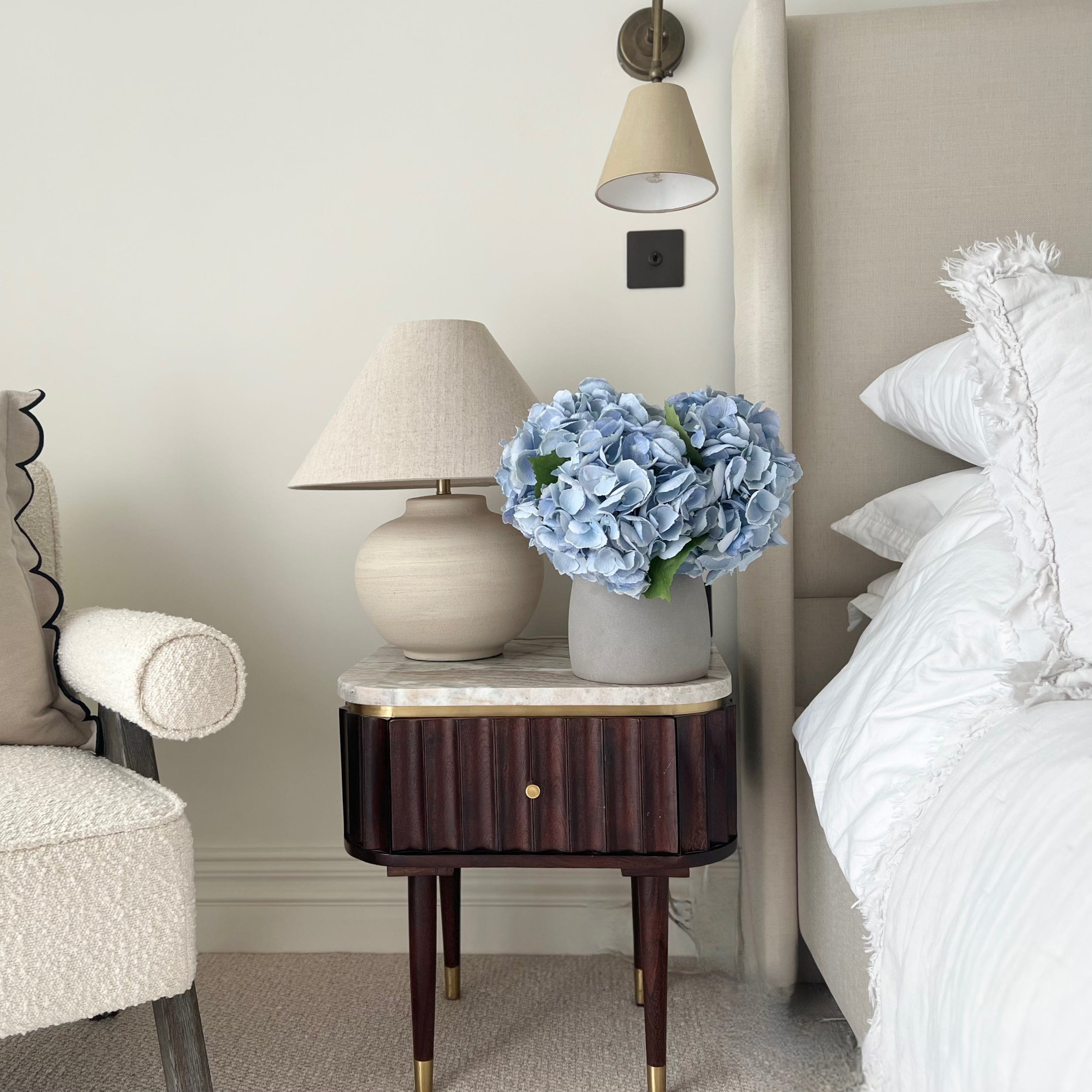 Artificial flowers luxury lifelike faux Pale Blue Artificial Hydrangea & Kemble Vase Set realistic silk  Bundle buy online from The Faux Flower Company ABX5001LBL-3 + ABP1766