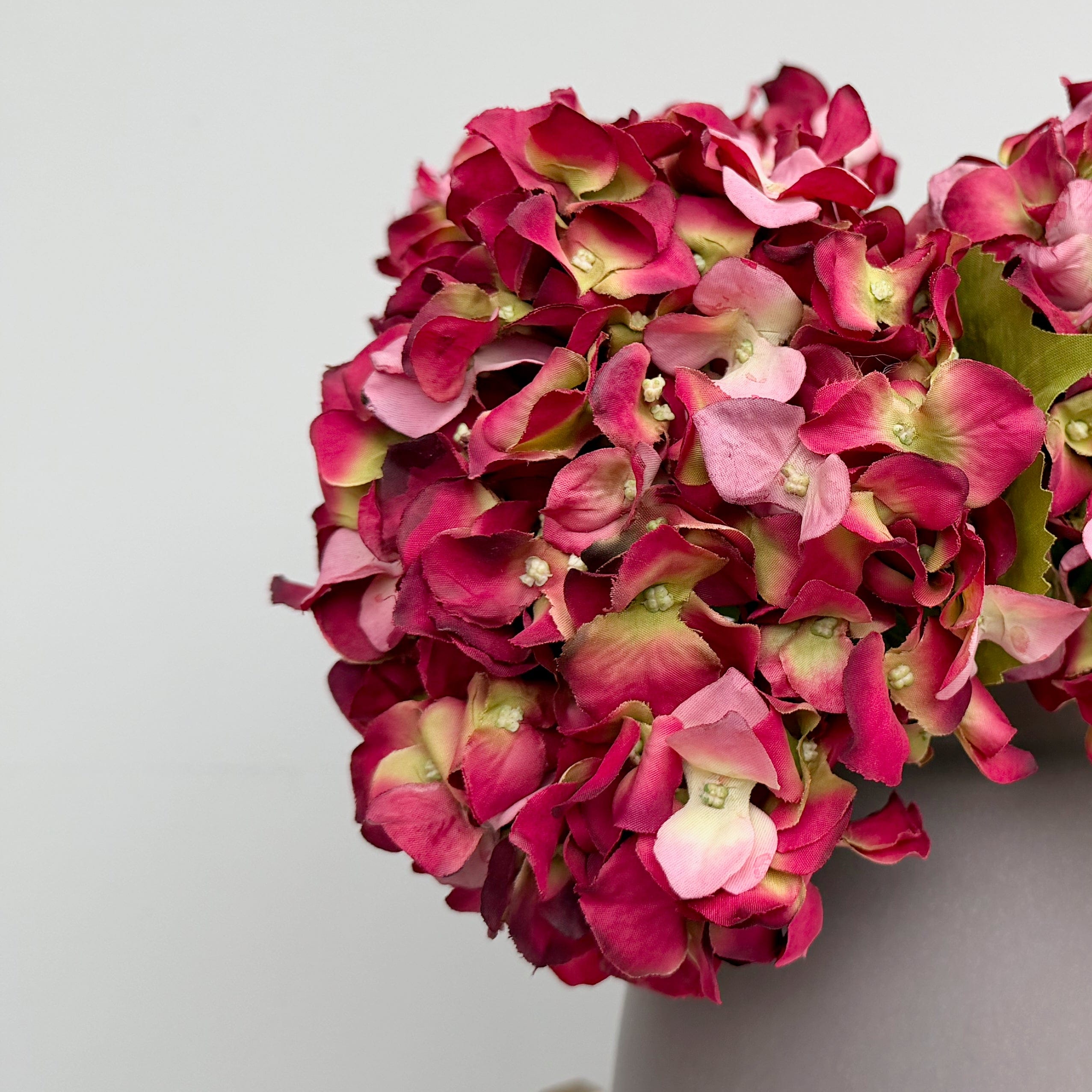 Artificial flowers luxury lifelike faux Red Dried Artificial Hydrangea & Kemble Vase Set realistic silk  Bundle buy online from The Faux Flower Company ABY5070RD-3 + ABP1766