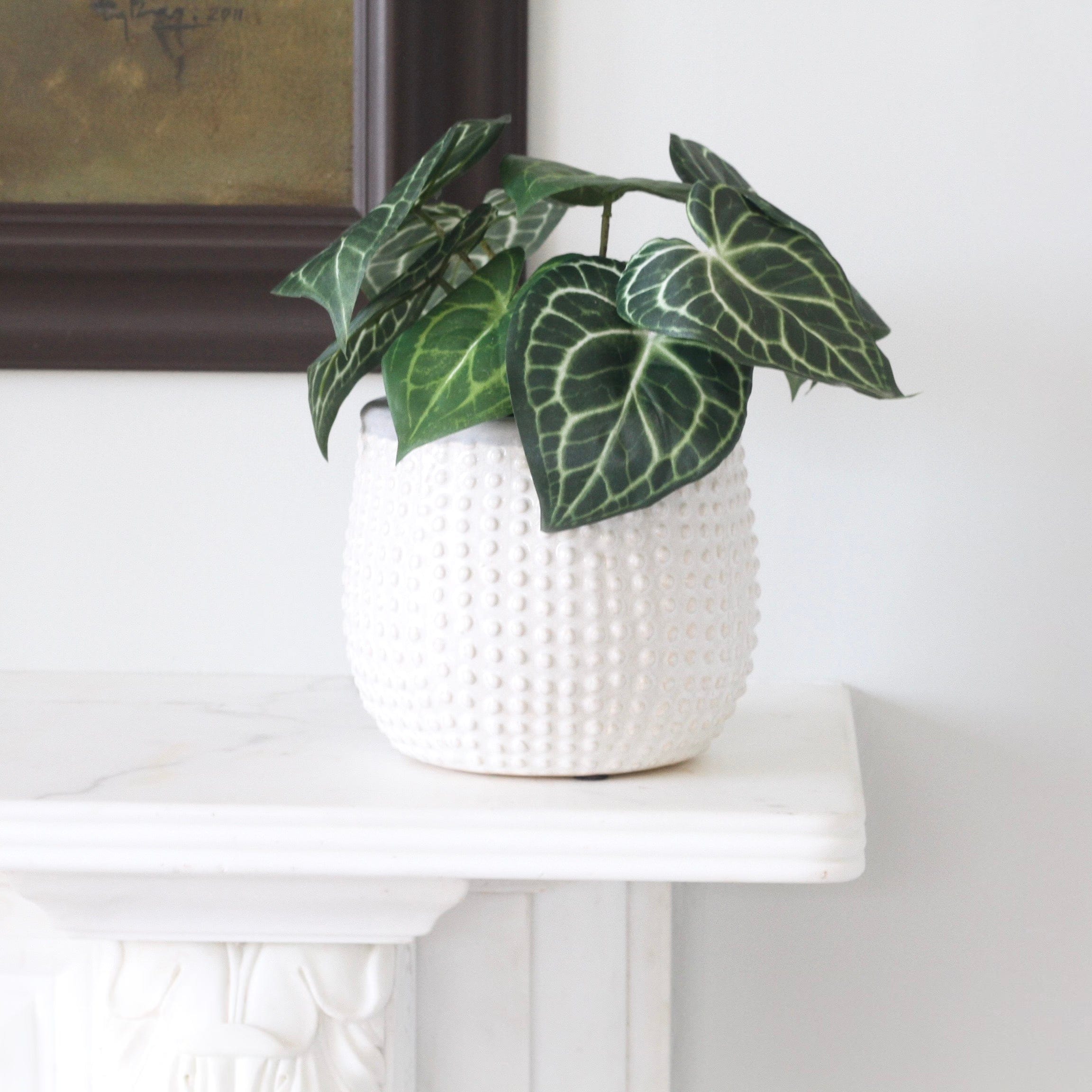 This artificial syngonium plant in pot is the most realistic artificial indoor plant in the UK, a perfect large artificial plant from Amaranthine Blooms UK